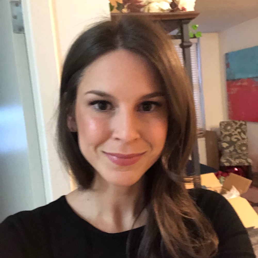 Meet your Posher, Jenn